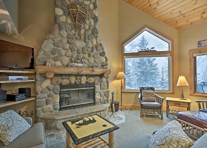 Comfy Lutsen Mountain Villa With Balcony And Grill
