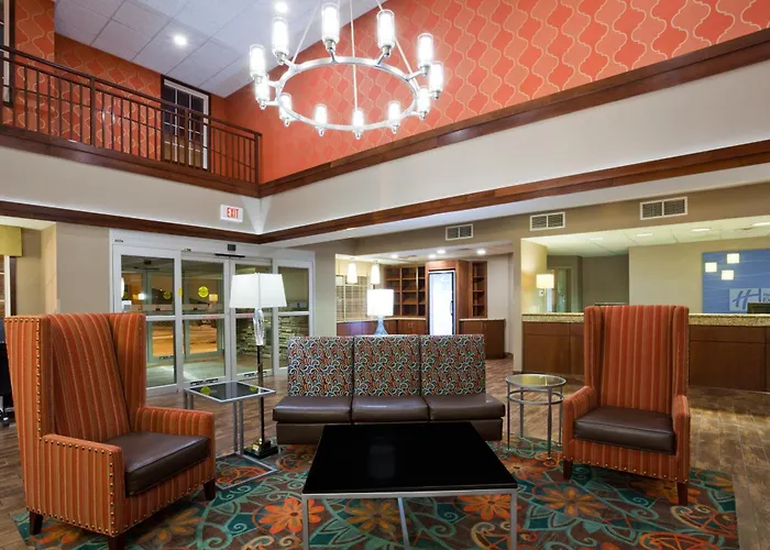 Holiday Inn Express And Suites St. Cloud By Ihg Saint Cloud