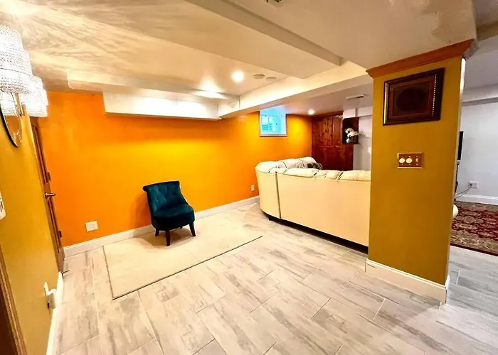 Central Cozy Home With Free Parking Minneapolis