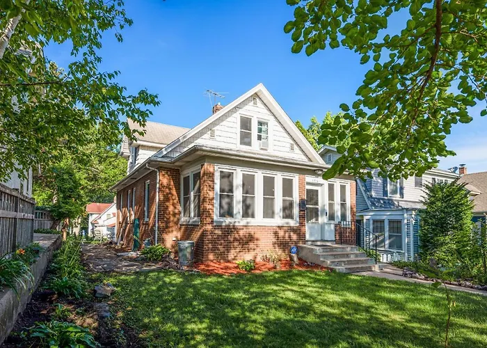 Opuluxe City Of Lakes Nokomis Nest Minneapolis