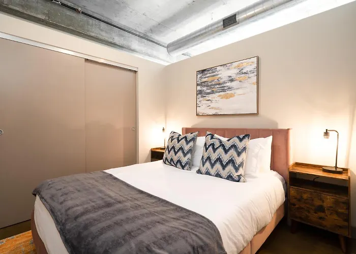 Sable 305 - One Bedroom Minneapolis