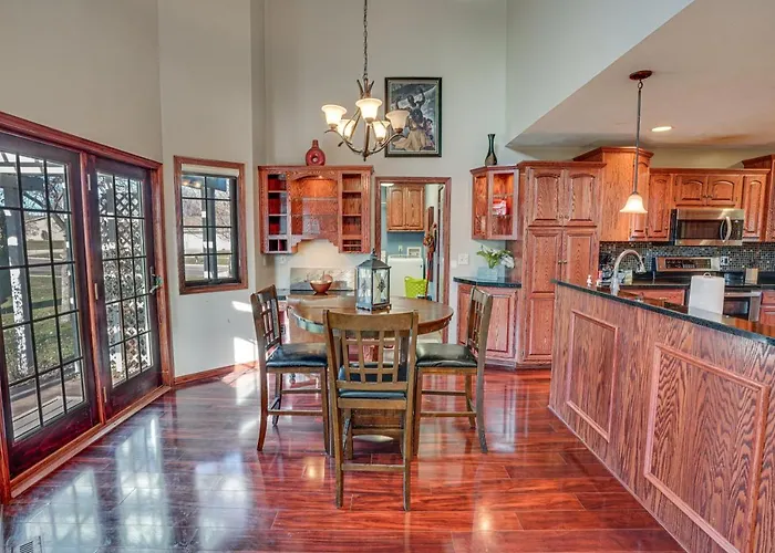 Family Vacation Rental Home About 1 Mi To Okabena Lake Worthington