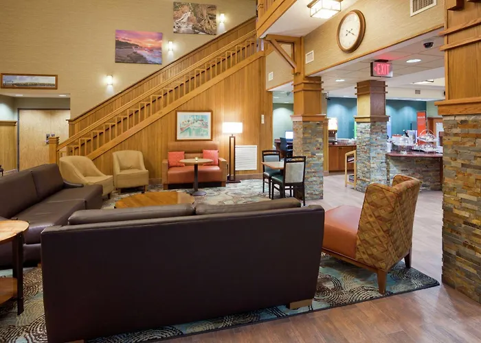 Hampton Inn Duluth-Canal Park
