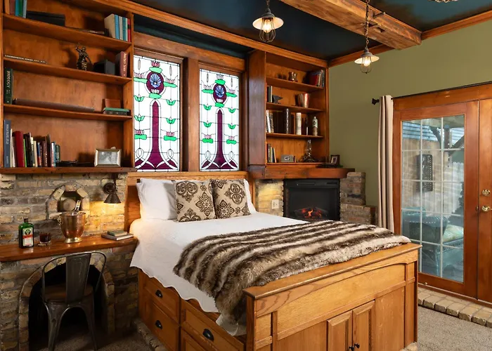 Bed and Breakfasts Northfield