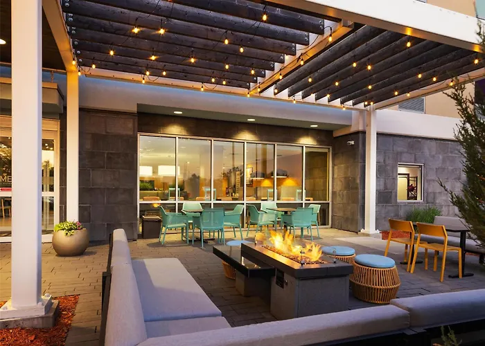 Home2 Suites By Hilton Roseville Minneapolis