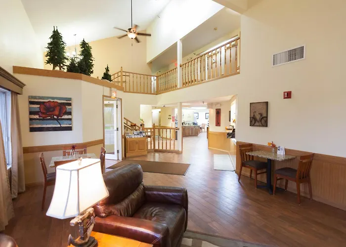 Country Inn Two Harbors