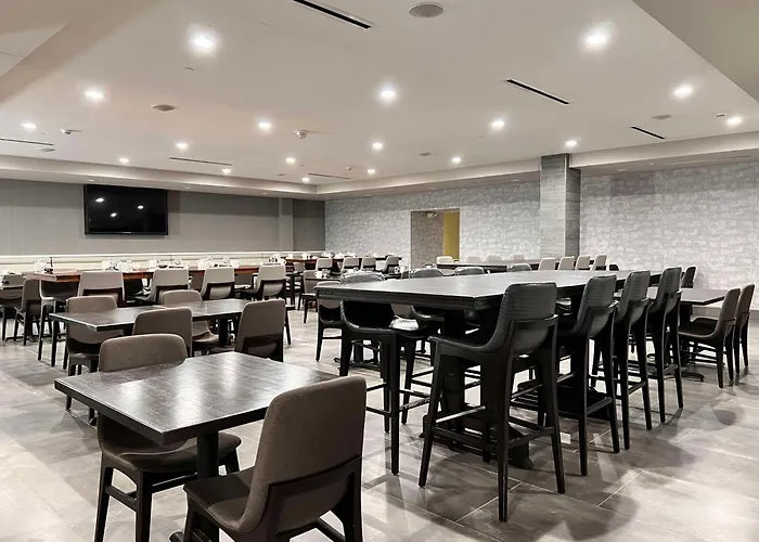 Doubletree By Hilton Bloomington Minneapolis South