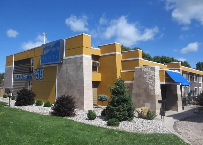 Riverside Suites North Mankato