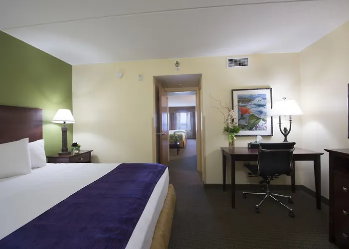 Edgewater Waterpark Hotel Duluth