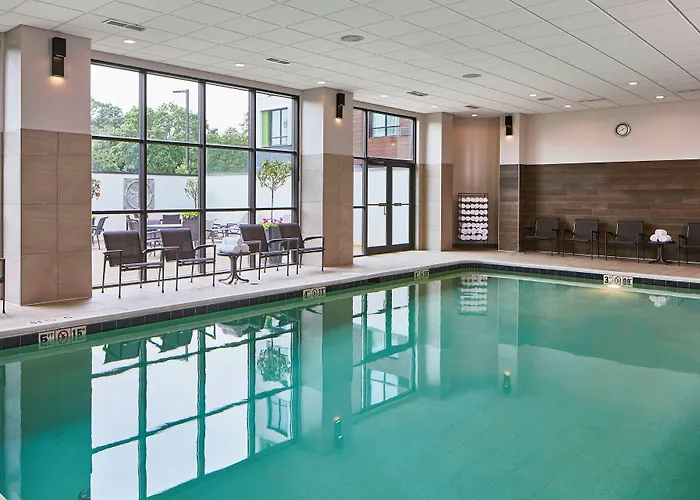 Courtyard By Marriott Minneapolis West Saint Louis Park