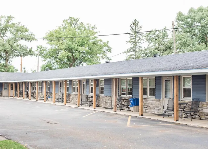 Lakes Inn Detroit Lakes